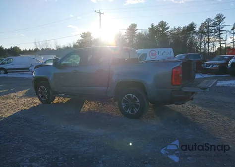 2021 Chevrolet Colorado 4Wd Short Box Z71 z USA, uszkodzony, nr VIN 1GCGTDEN7M1222181